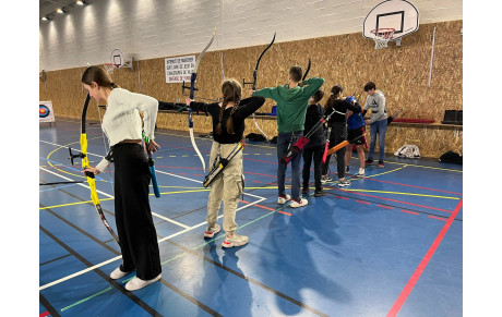 Passage de flèches et de plumes